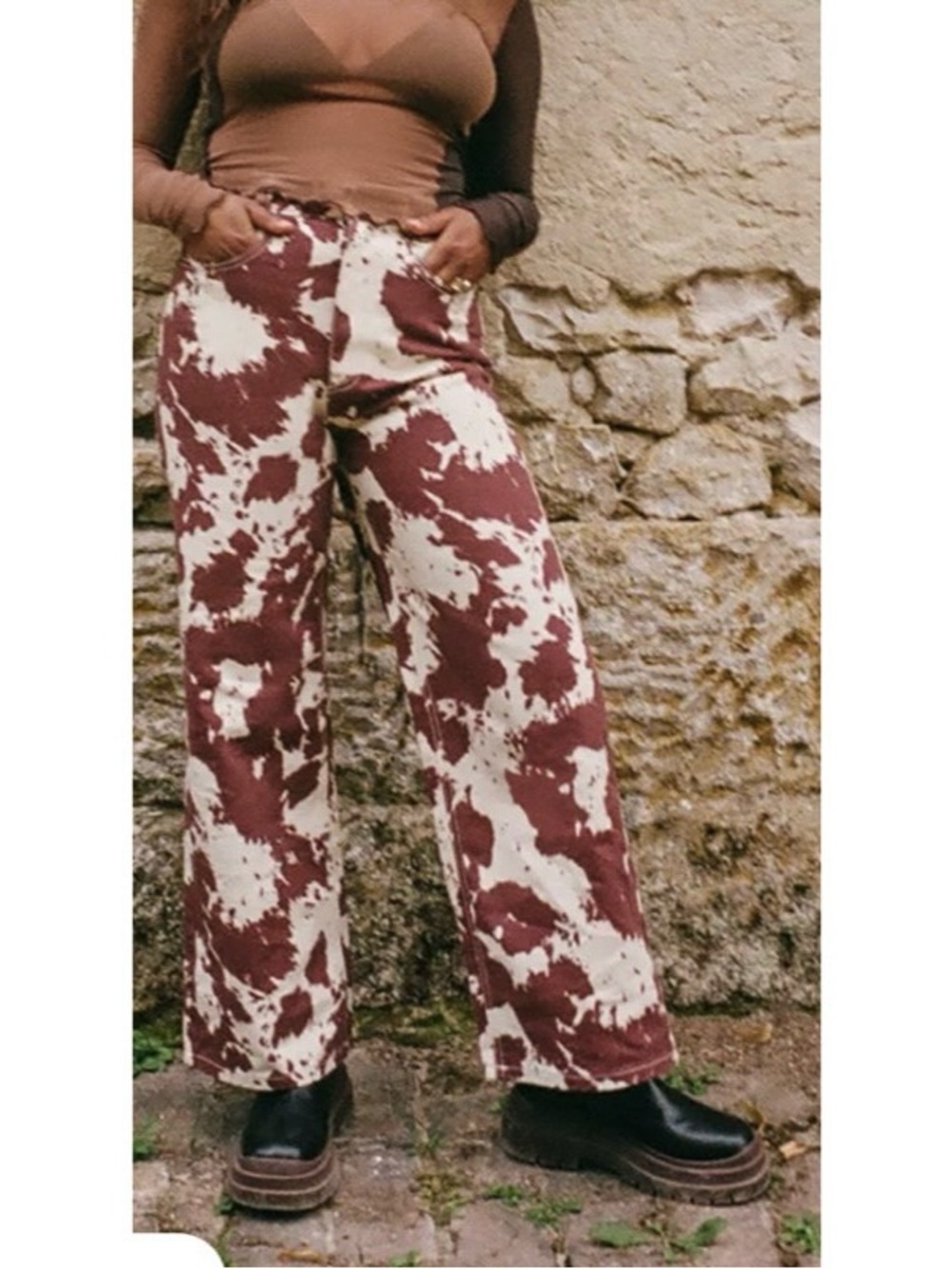 NWT BDG High And Wide Jeans in Cow Print Women’s Size 25